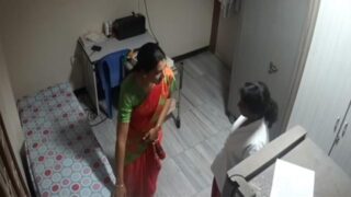 Tamil Aunty’s Nurse Apply Cream & Message On Clinic – Mallu Blowjob